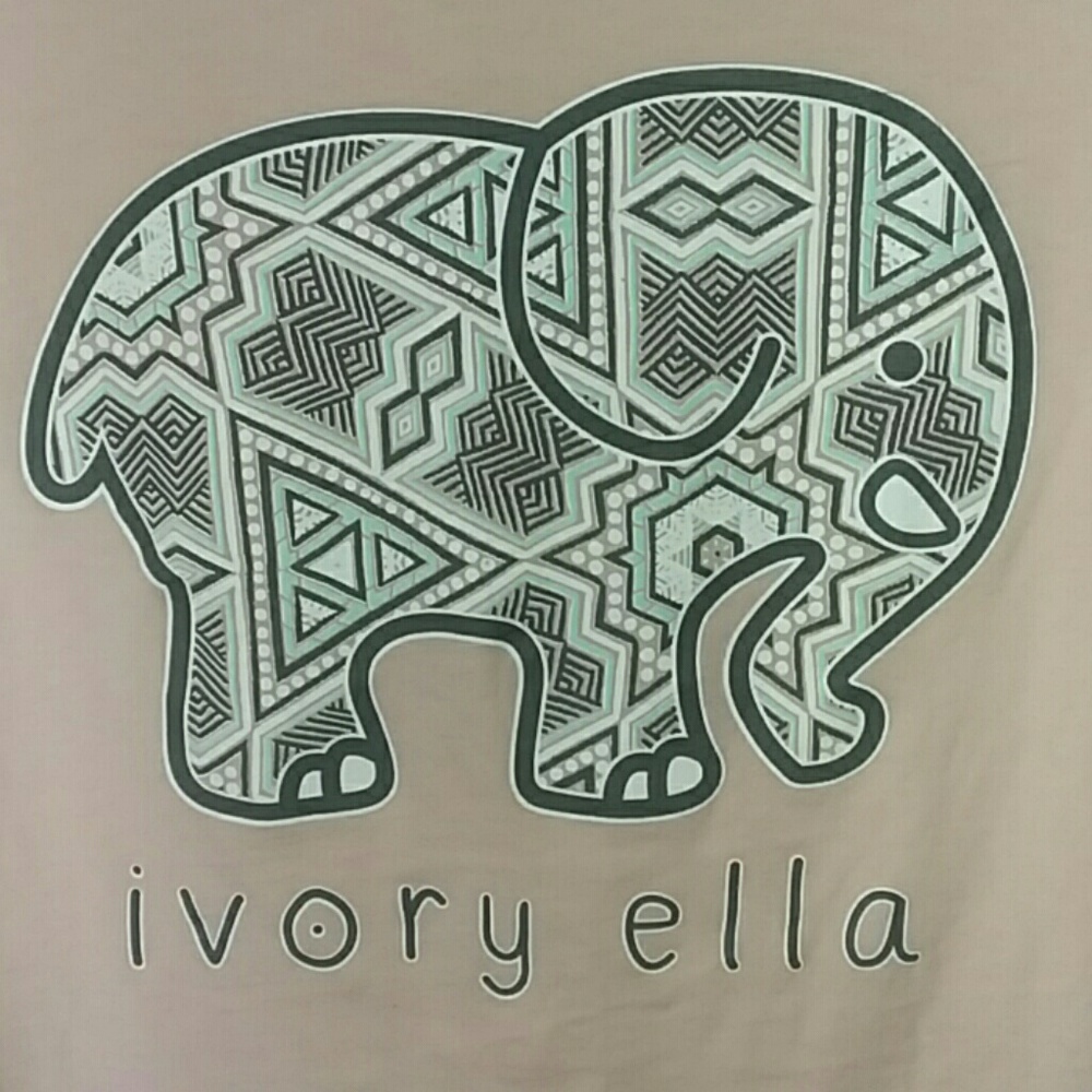 I V O R Y🐘E L L A